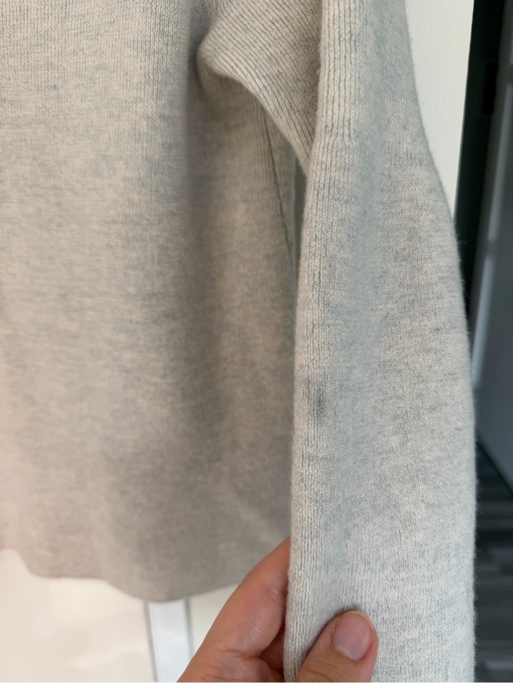 Babaton ($128) 100% Merino Wool Sweater Cream Beige Size L (Fits S/M) AS IS - Picture 6 of 9